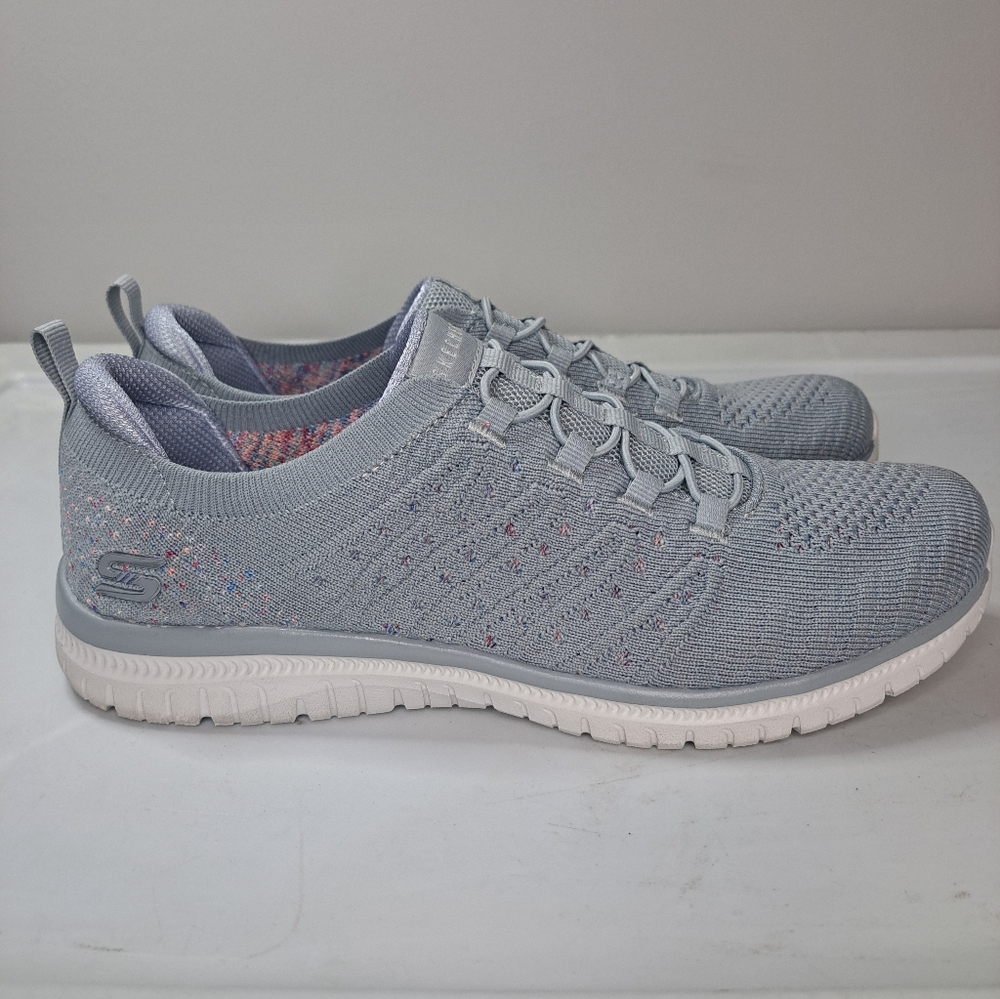 Skechers Women's Light Gray Walking Sneakers Memory Foam Size 9 Slip On SN104437
